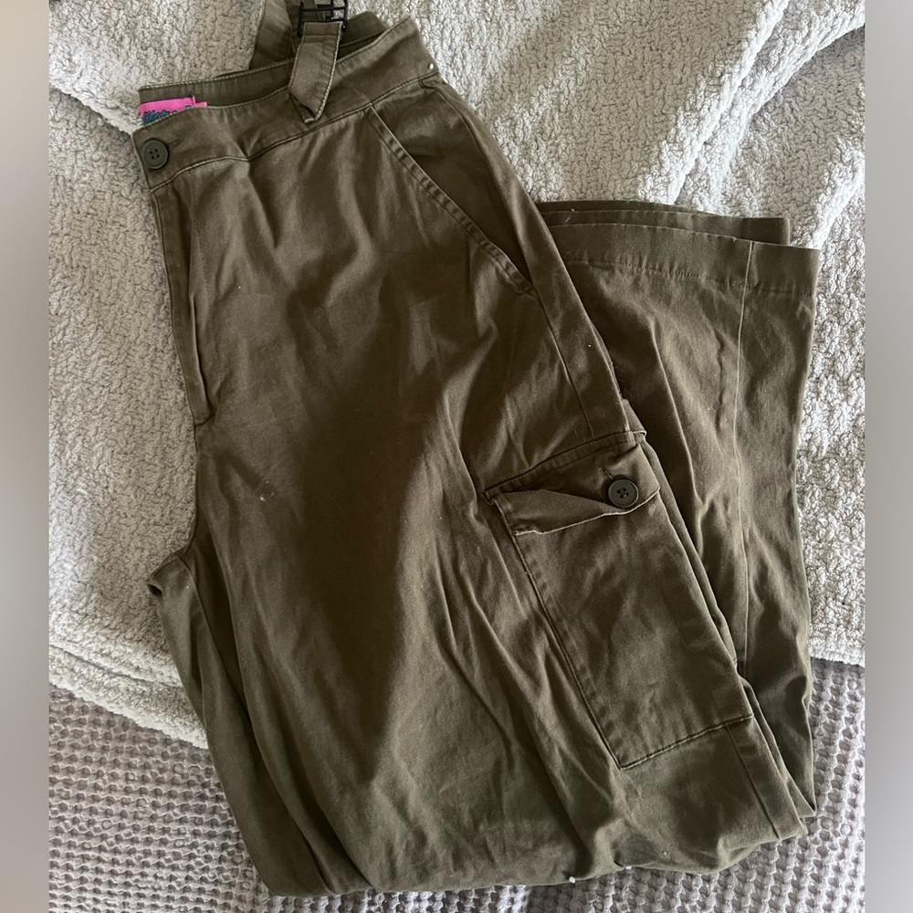 EDIKTED Olive Green Cargo Pants